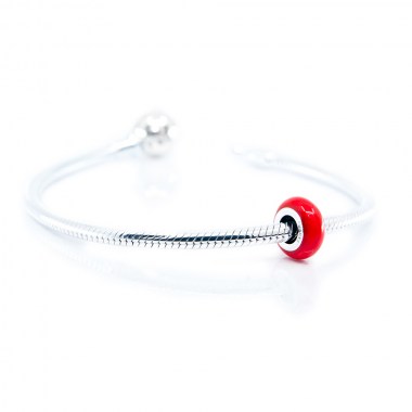 Red-on-bracelet-for-website-1000