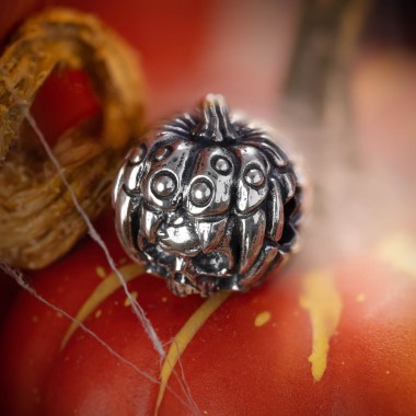 crea_single_silver_01_1x1